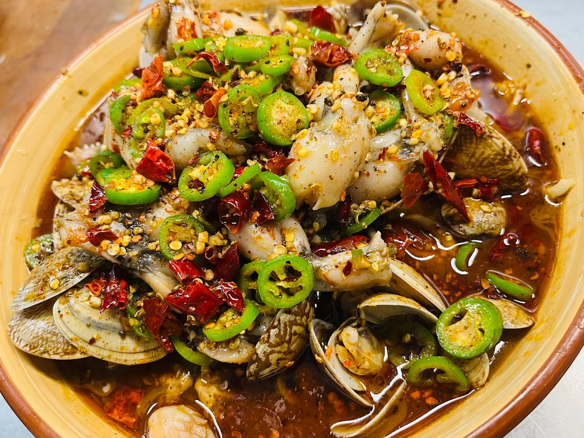spicy fried clams 辣炒花蚬子